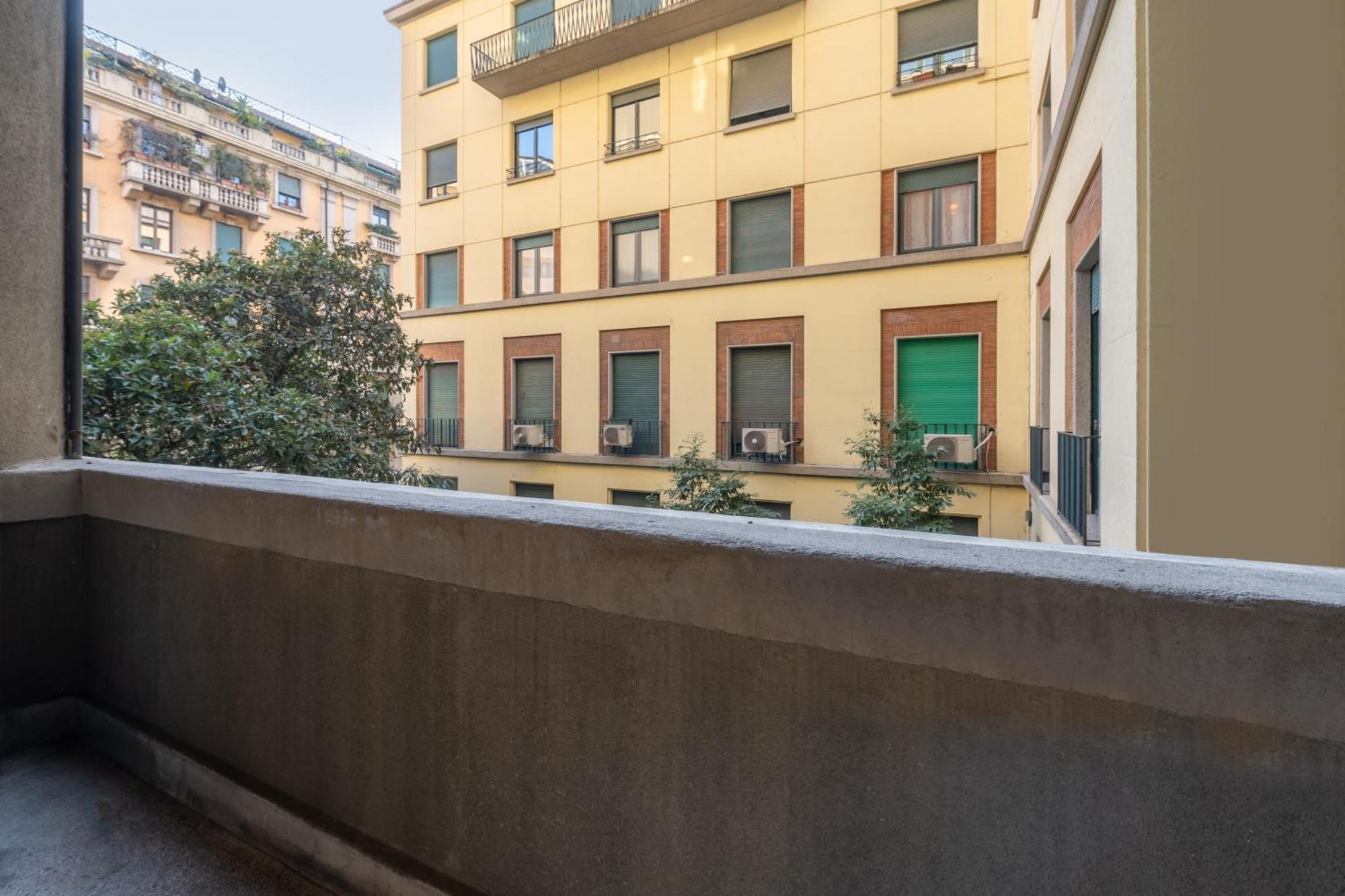 We Home - Babila Boutique - Milano Esterno foto